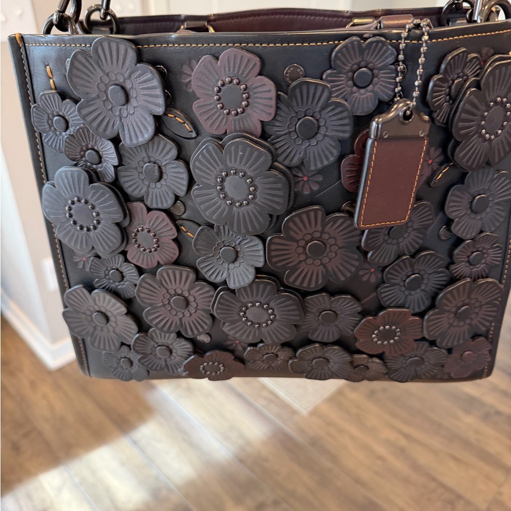 Coach Rogue 30 Colorblock Tea Rose Applique Satchel Glovetanned Leather Burgundy - Picture 9 of 12